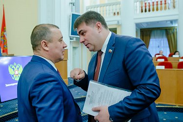 Депутаты приняли областной бюджет